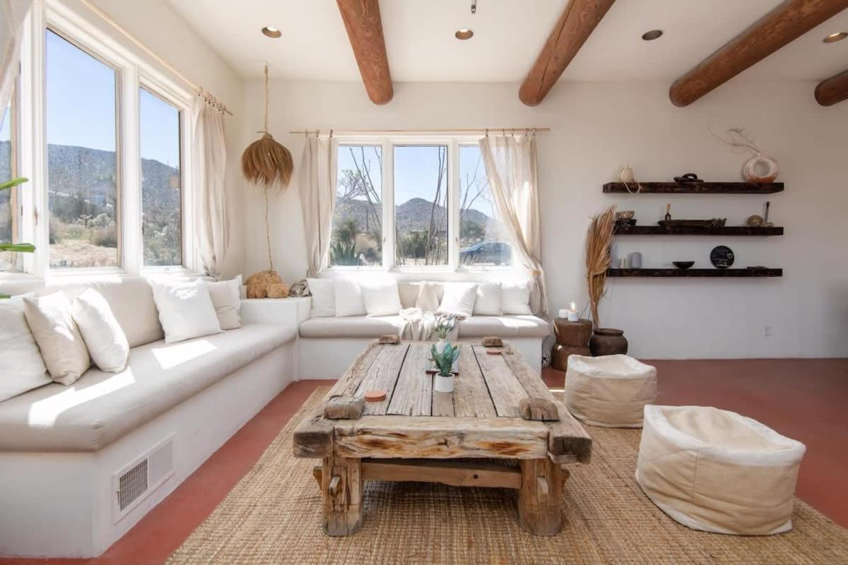 Renovated Lodge - Room 2 With Pool Access Joshua Tree Esterno foto