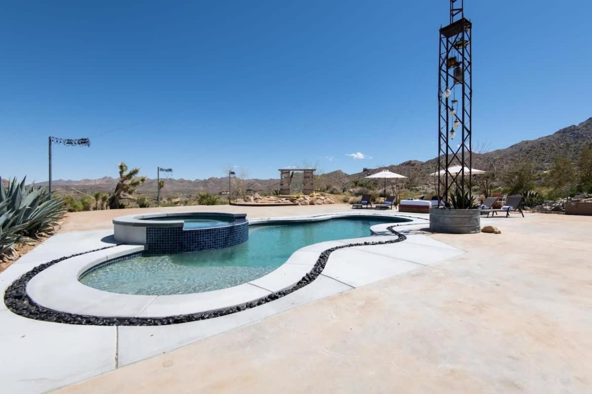 Renovated Lodge - Room 2 With Pool Access Joshua Tree Esterno foto