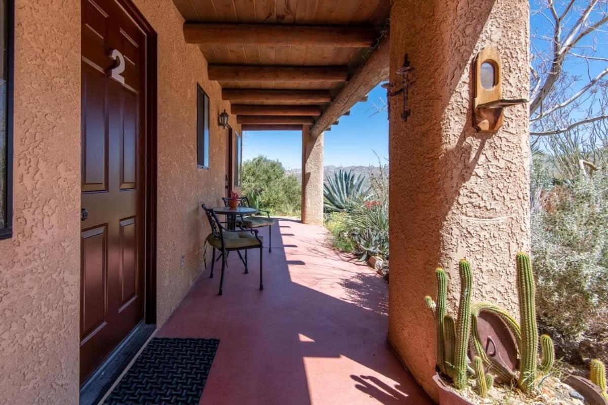 Renovated Lodge - Room 2 With Pool Access Joshua Tree Esterno foto